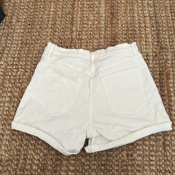 Abercrombie curve love  ~ The dad short high rise - Picture 3 of 3